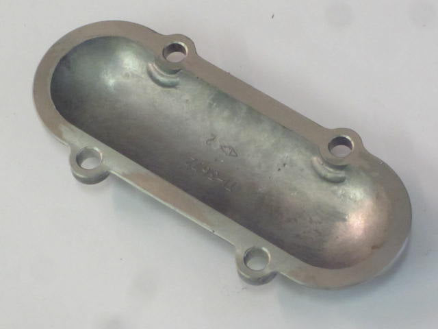 71-2572 Triumph rocker cap cover 1971 1972 4 hole T120 TR6 OIF