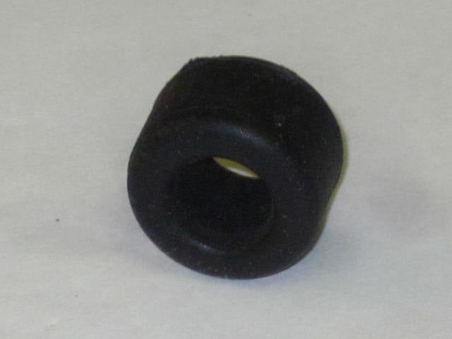 83-0260 42-8012 42-8017 Rubber tank mount mounting grommet Triumph BSA top
