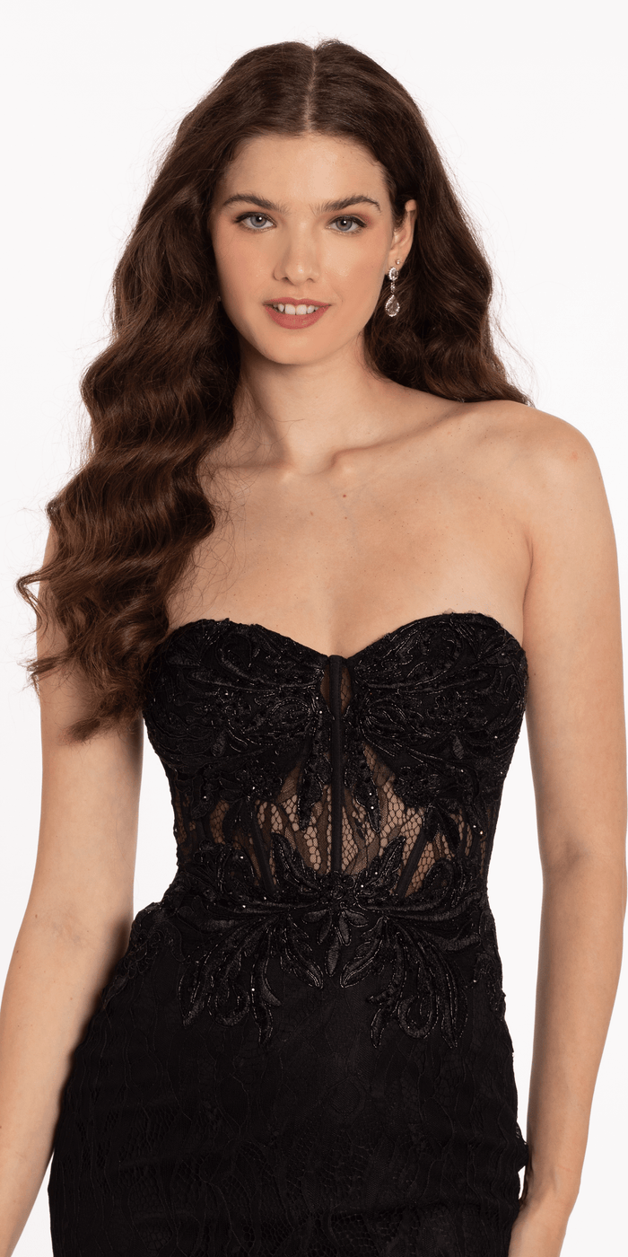 black/size/4/missy/Camille La Vie/Lace Sweetheart Corset Bodycon Dress/close up