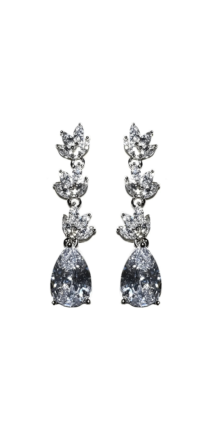 silver/one size/ Camille La Vie/Multi Stone Teardrop Earrings /front alt