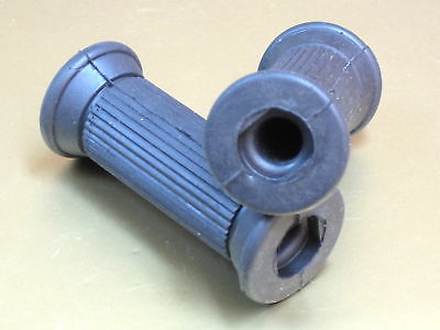 Norton Commando passenger footrest rubbers rear rubber 1957 to 1975 04-2569