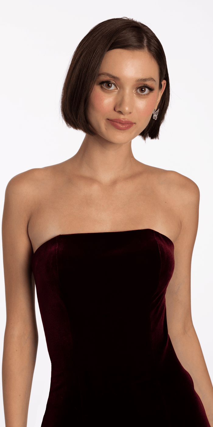 wine/size/4/missy/Camille La Vie/Strapless Velvet Bodycon Dress with Satin Bubble Hem/close up