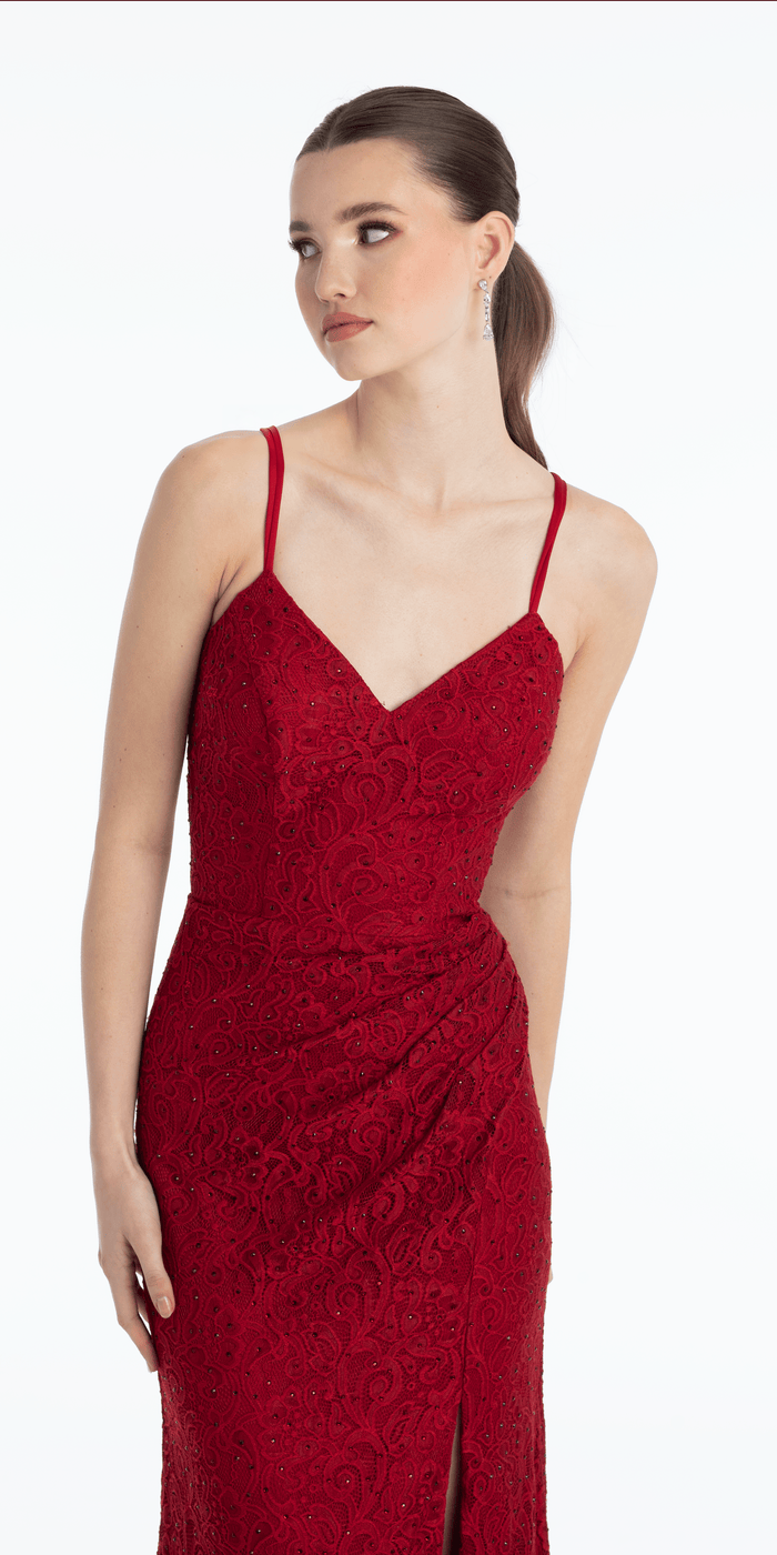 wine/size/4/missy/Camille La Vie/Sweetheart Lace Strappy Back Column Dress with Heat Set Stones /close up