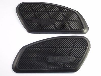 TRIUMPH 82-8193 tank rubber KNEE PADS 1968 - 74 T100 T120 kneepads kneepad UK
