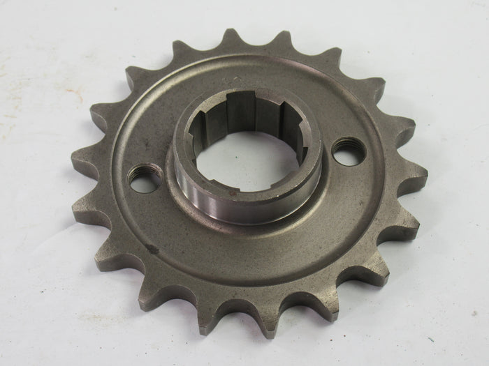 TRIUMPH Gearbox drive Sprocket 4 speed unit 650 4 speed 57-1917 T120 18 Tooth