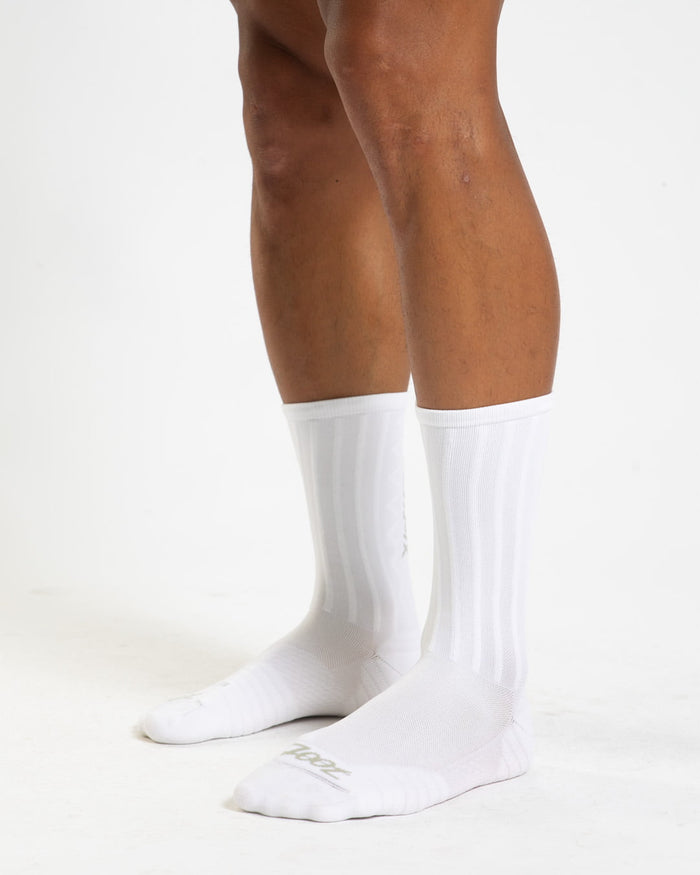 Zoot Sports HIGH SOCKS Unisex Ultra P1x Aero 7" Sock - White