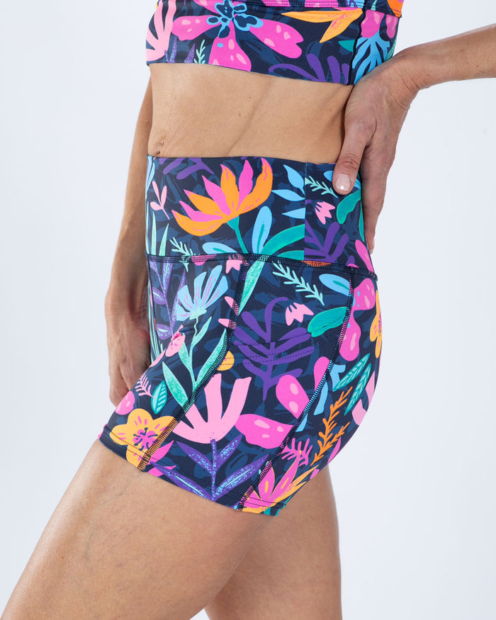 Zoot Sports RUN SHORTS 4" INSEAM Women's Ltd Run 4" Pulse High-Rise Short - Florescence